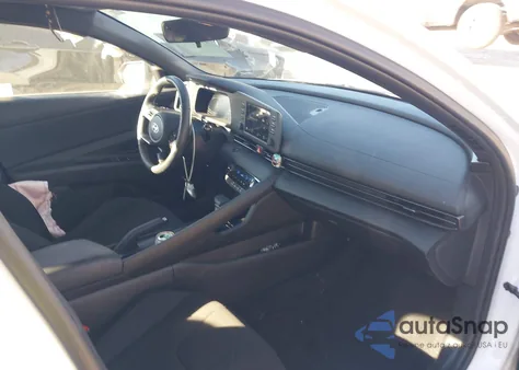 2025 Hyundai Elantra Sel Sport z USA, uszkodzony, nr VIN KMHLM4DG5SU982681